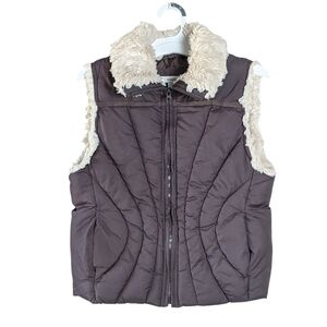 Dressbarn Vintage Puffer Vest with Faux Fur Trim Size S